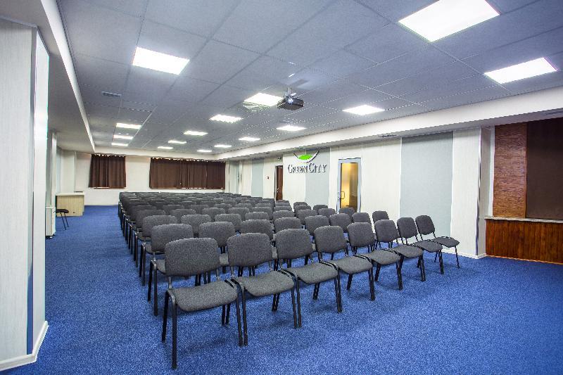 Green City Hotel Бішкек Екстер'єр фото